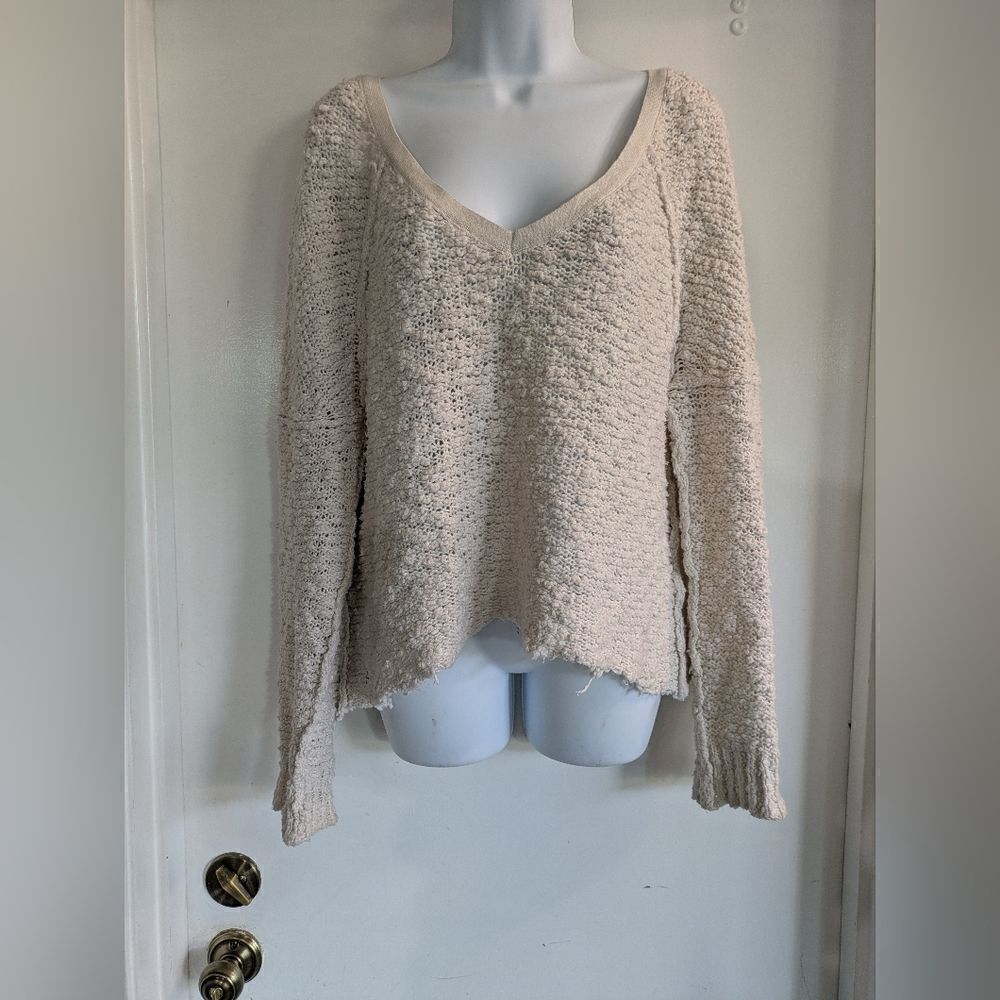 Free people Cream Colored textured popcorn V neck sweater